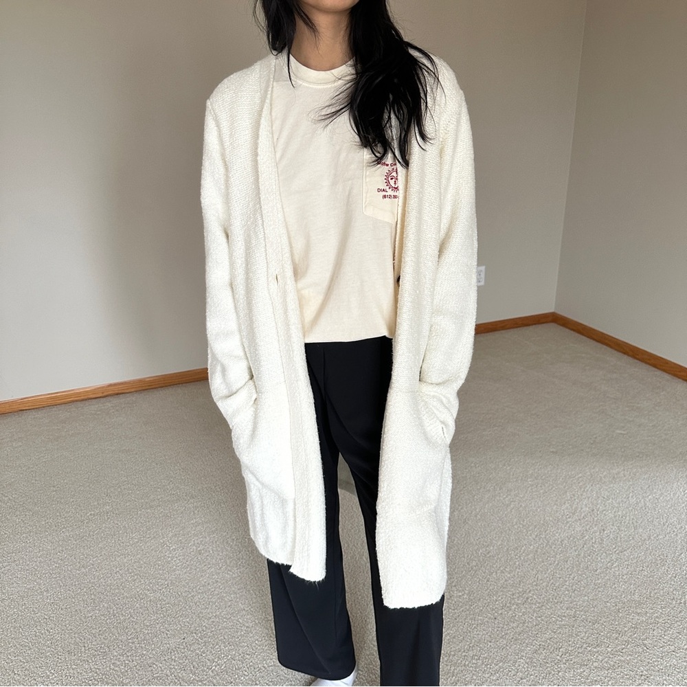 New J. Jill Long White Cozy Cardigan